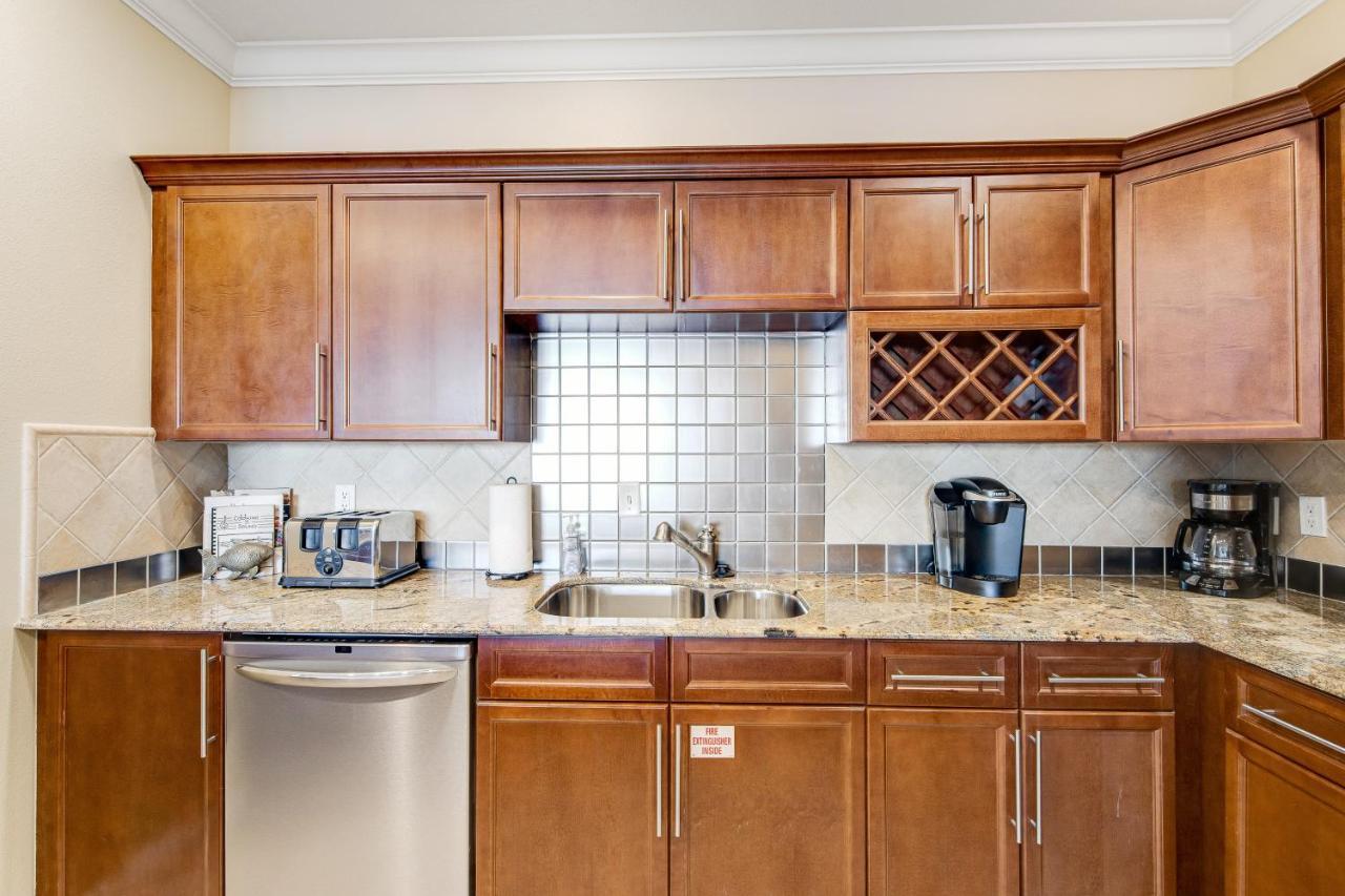 Apartment Emerald Grande Iii *
