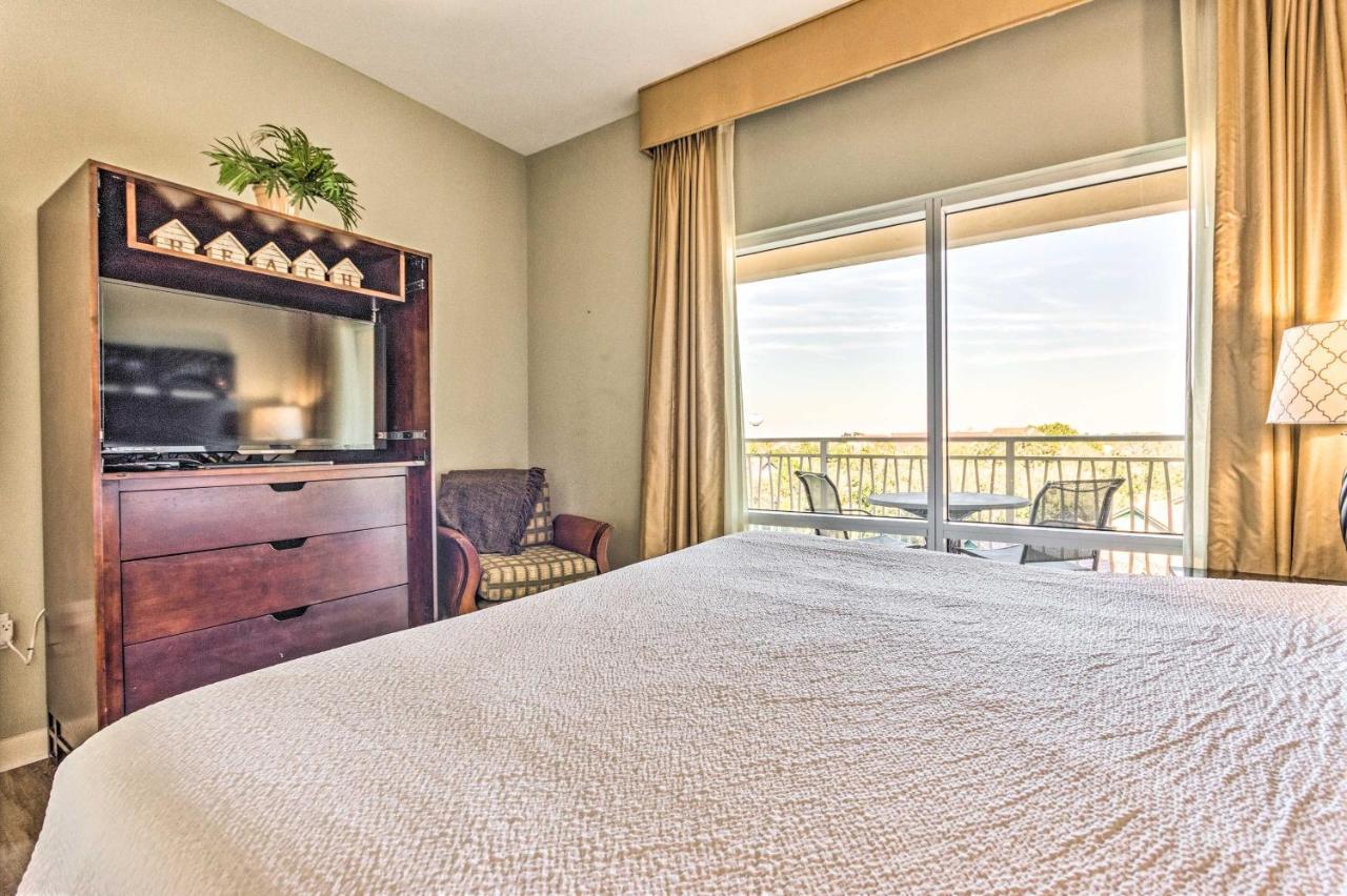 Apartment Miramar Getaway And Balcony And View!