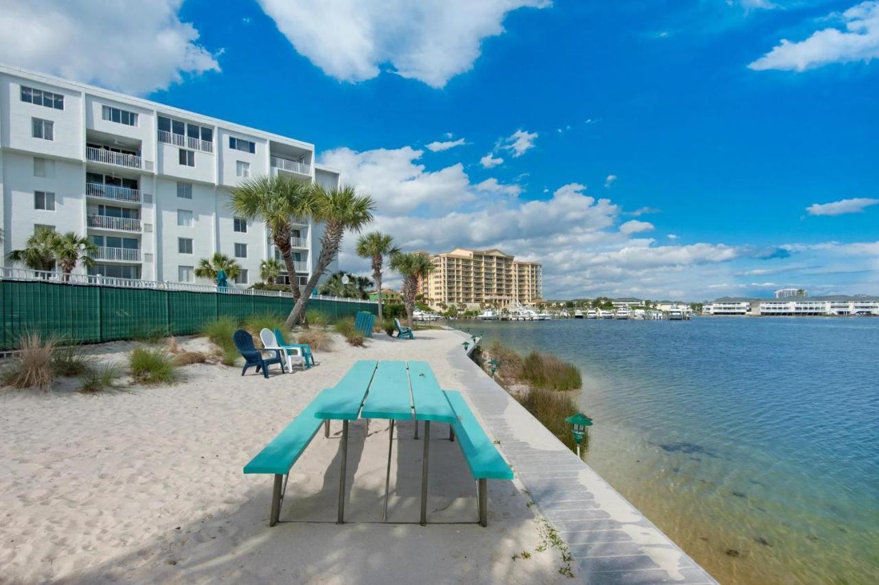 Dolphin Point 404c *