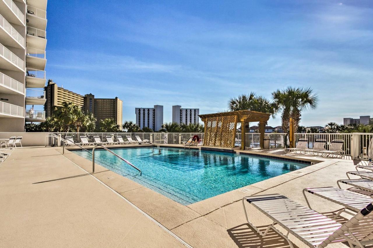With Views, Heated Pool, And Access Apartment *
