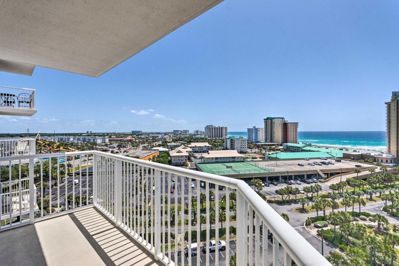 With Views, Heated Pool, And Access * Destin