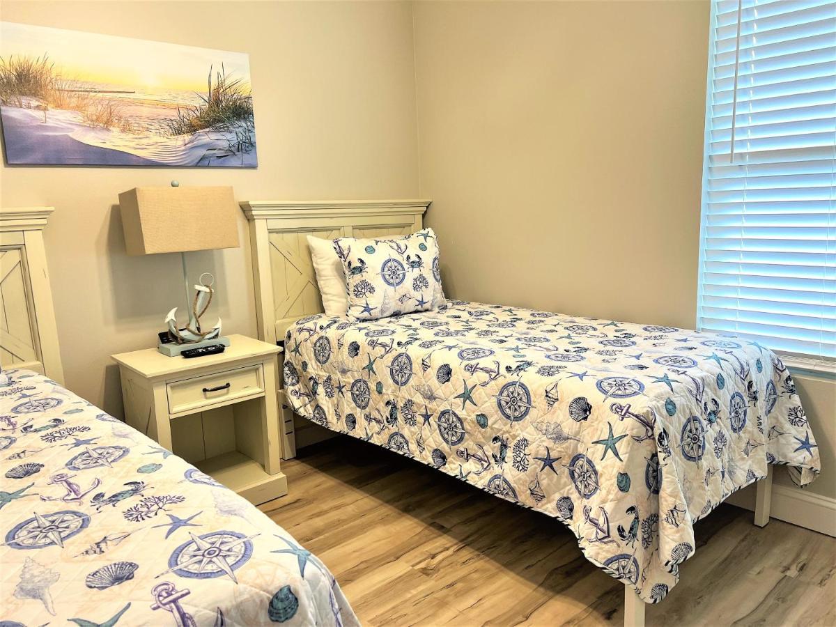 Pelican 2 Bedroom 4th Floor Gulf Front Destin