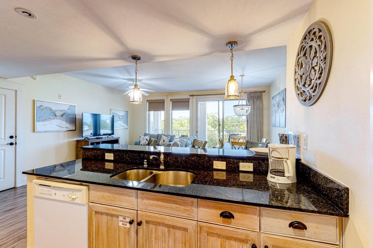 Apartment Baytowne Wharf - Observation Point North #458 Destin