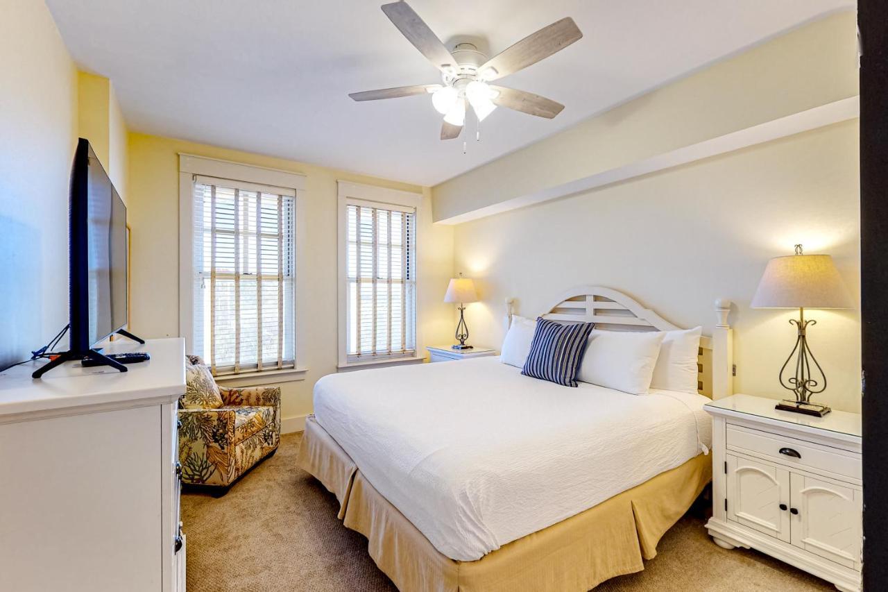 Apartment Baytowne Wharf - Observation Point North #458 Destin