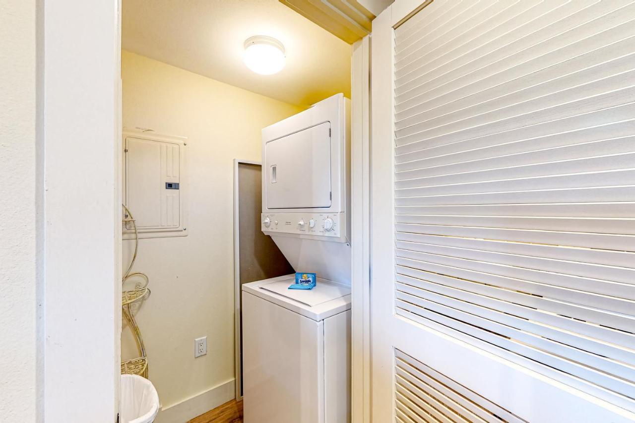 Baytowne Wharf - Observation Point North #458 Destin