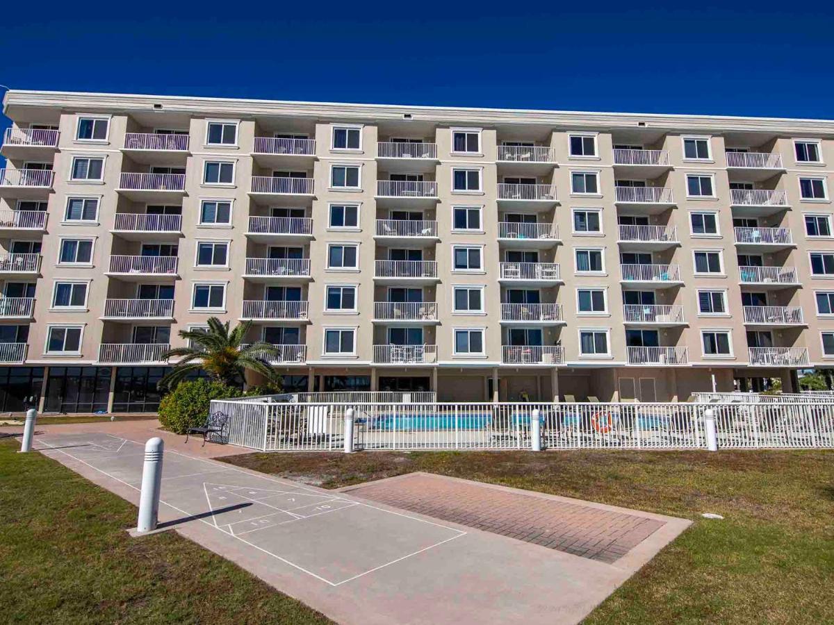 On The Gulf #203 Apartment *