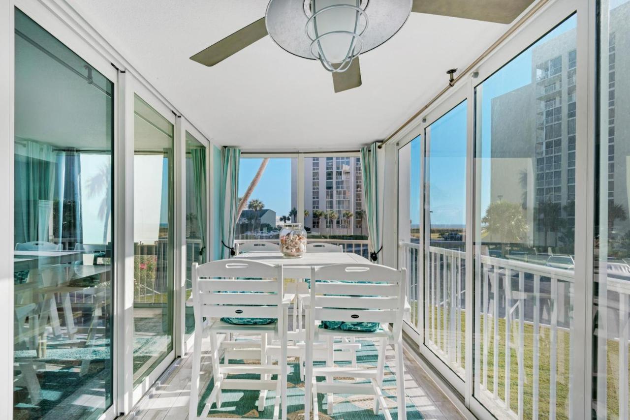 Shoreline Towers 3026 Apartment