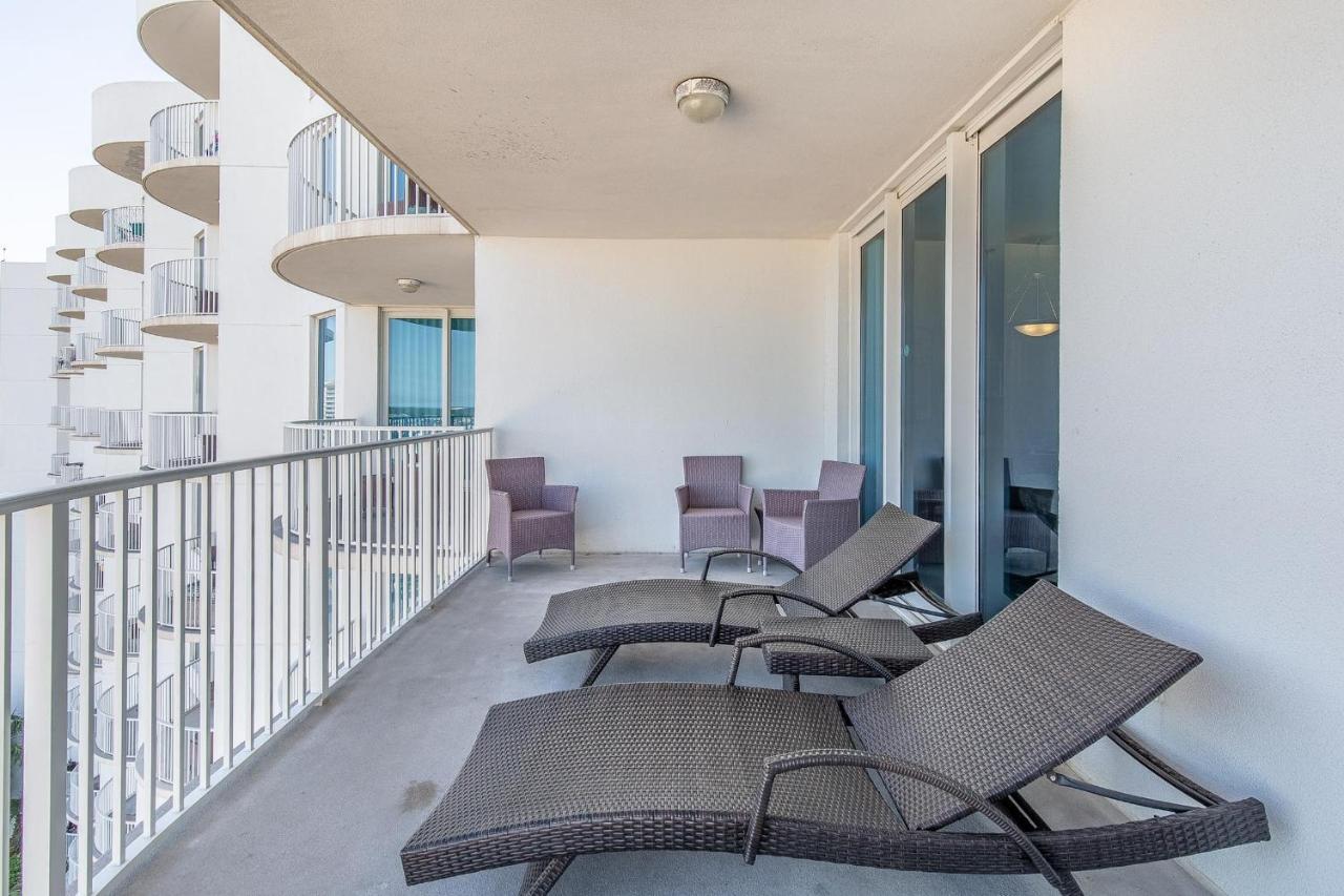 Apartment Palms #11002 Full 2 Bedroom