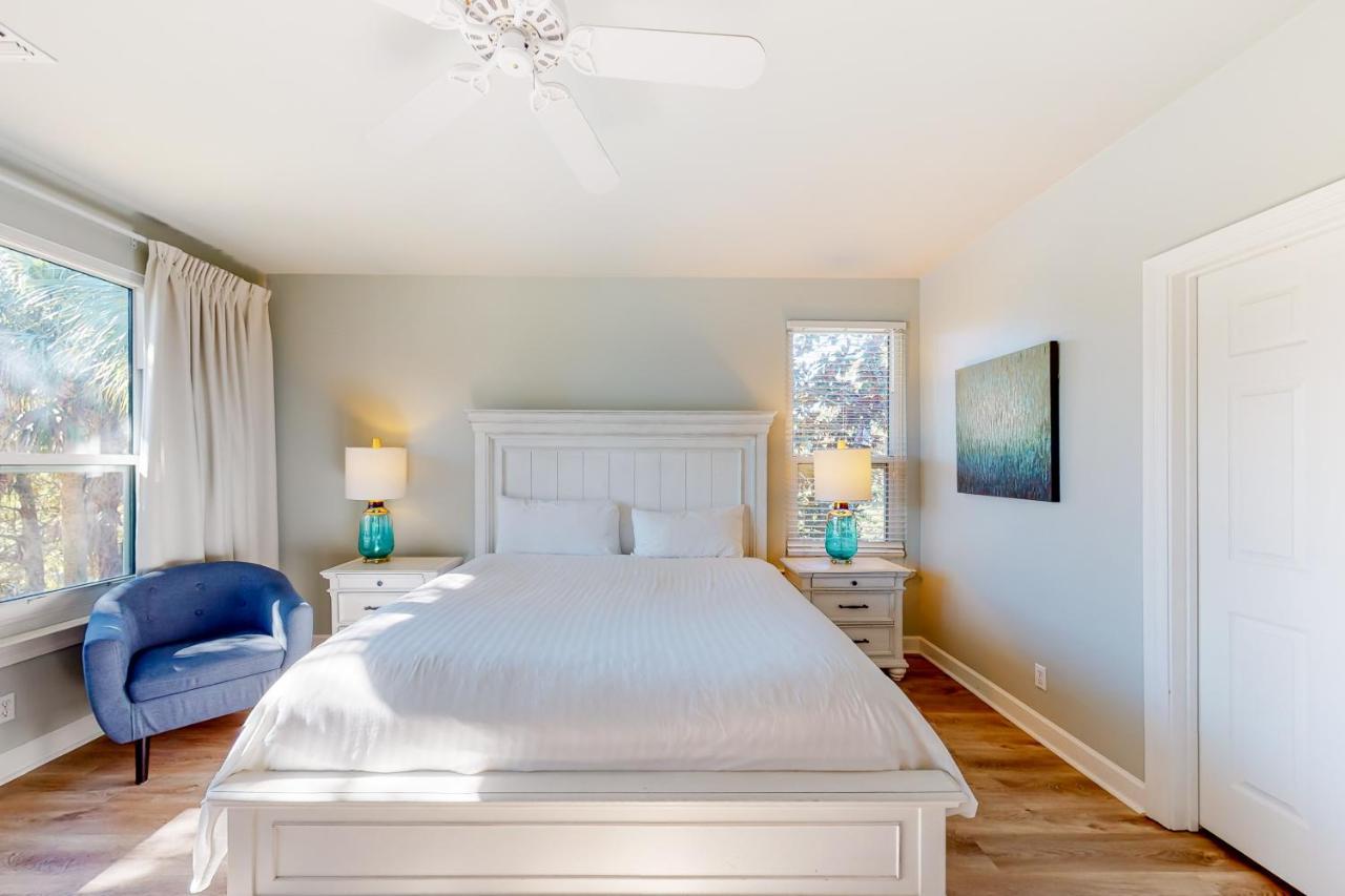 Apartment Turnberry #8562 *