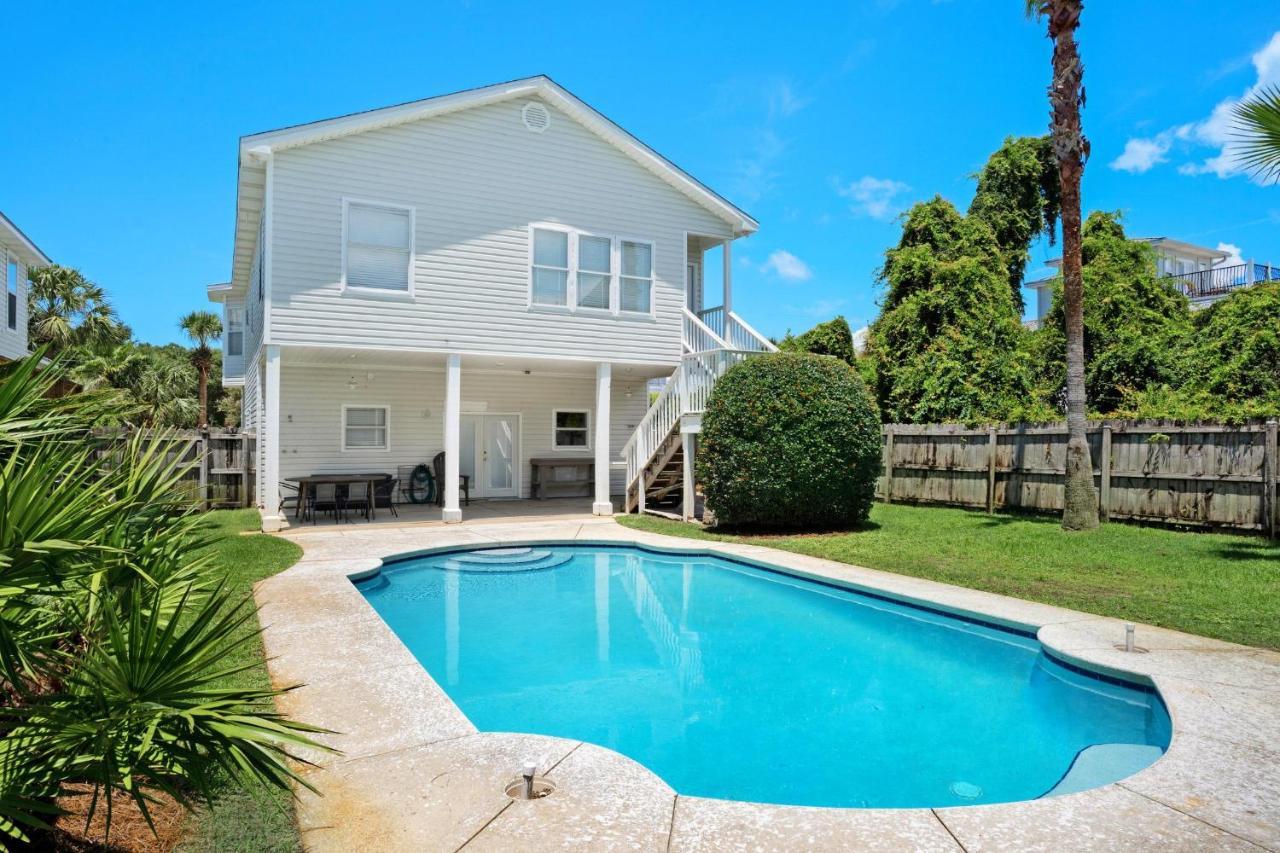 Holiday home The Alexander Destin