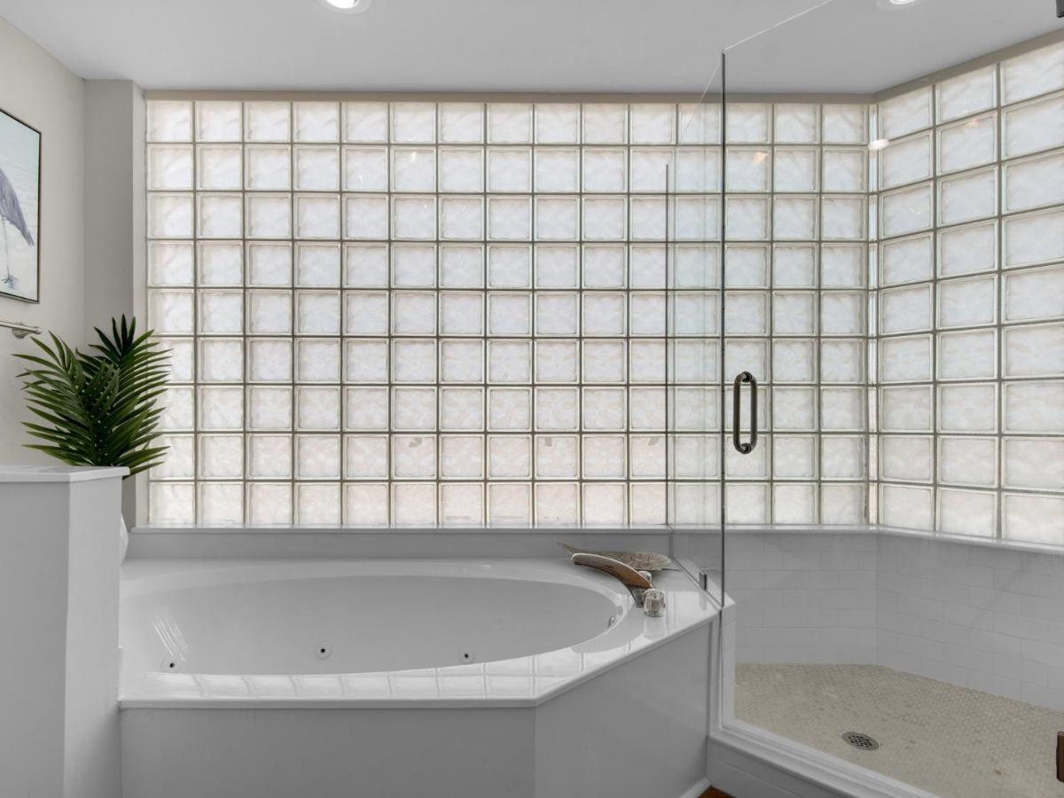 Sterling Sands 401 By Newman-dailey *