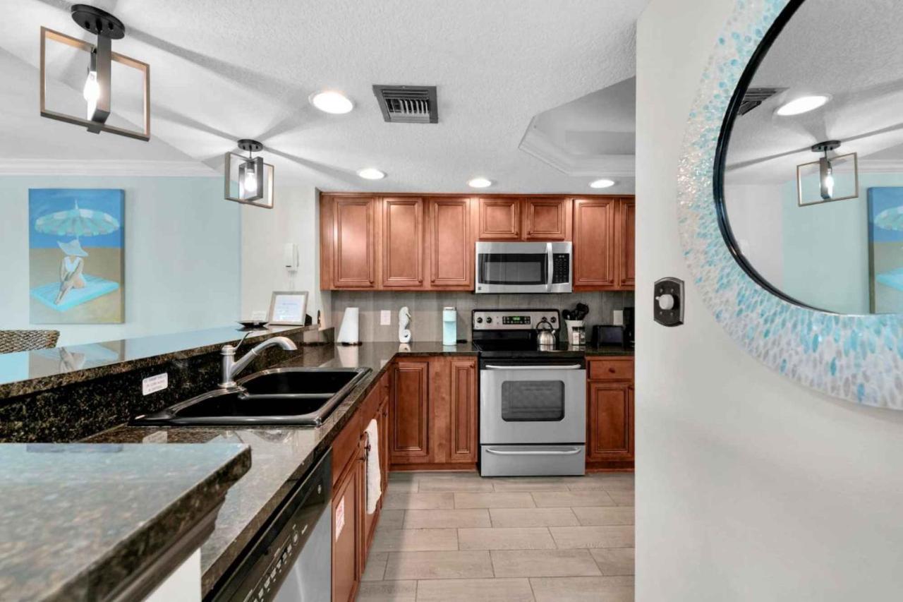 Amazing In Miramar With Outdoor Swimming Pool And 2 Bedrooms * Destin