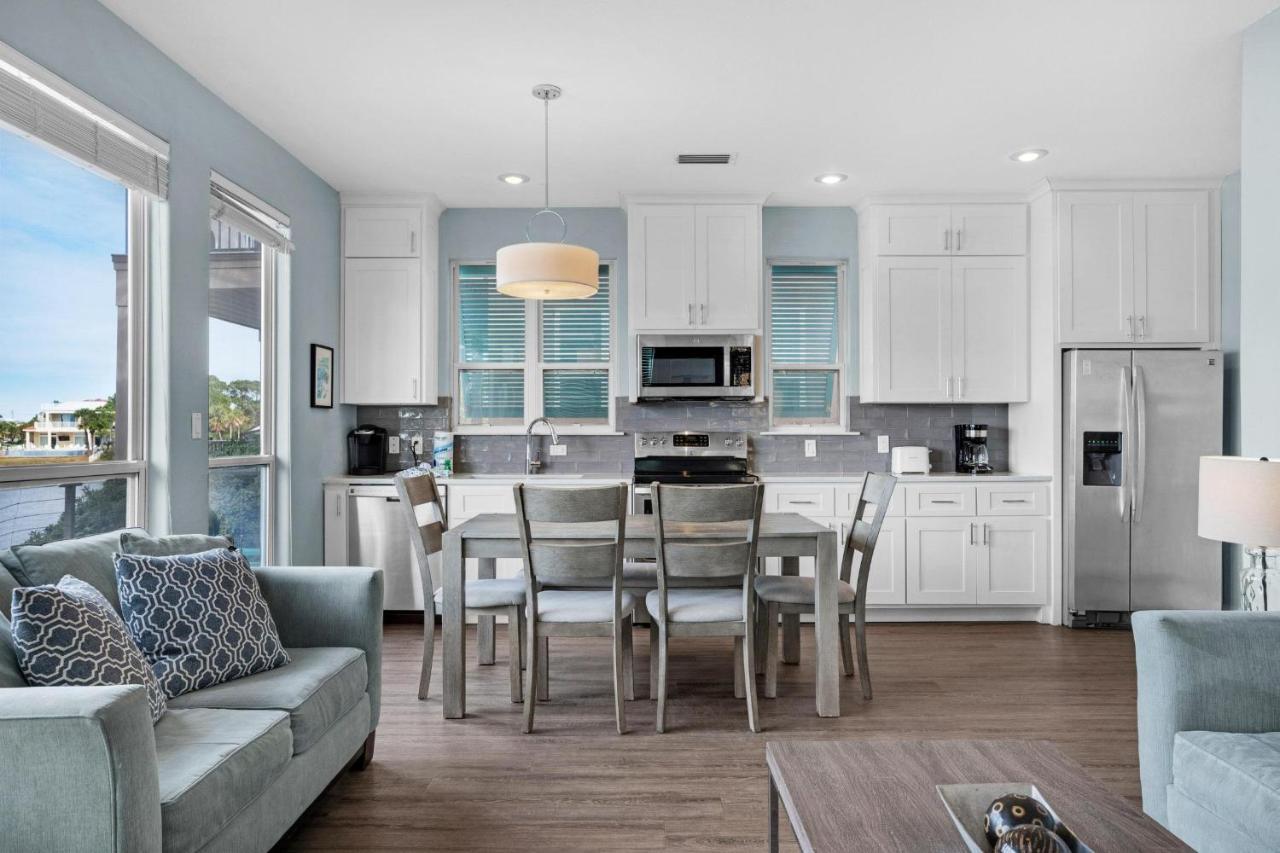 Holiday home Destiny #20a&b Destin