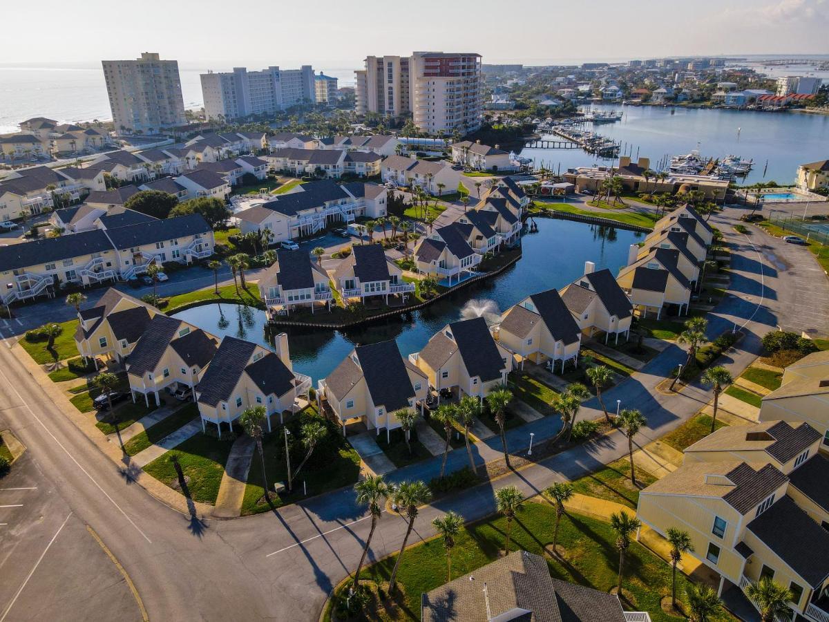 Sandpiper Cove #1121 Apartment *