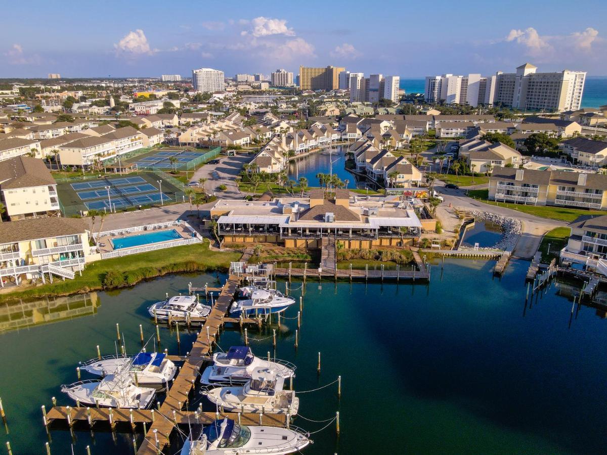 Sandpiper Cove #1121 Apartment *