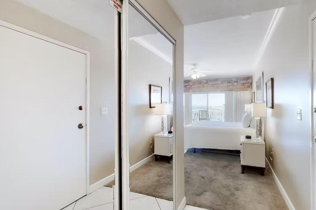 Tops'l 1008 Lockoff Apartment