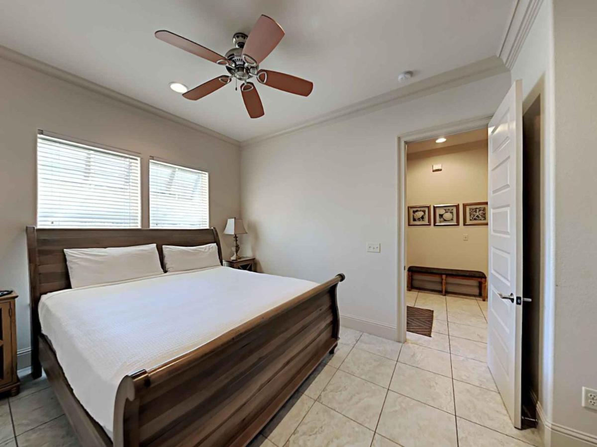 A Dose Of Vitamin Sea #936b At Miramar Destin