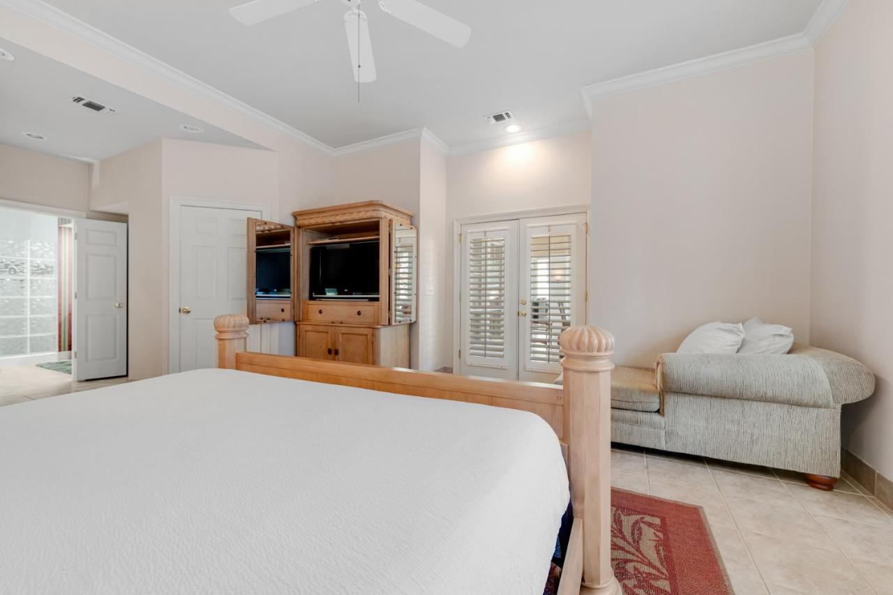 Tops'l Captiva 53 Holiday home