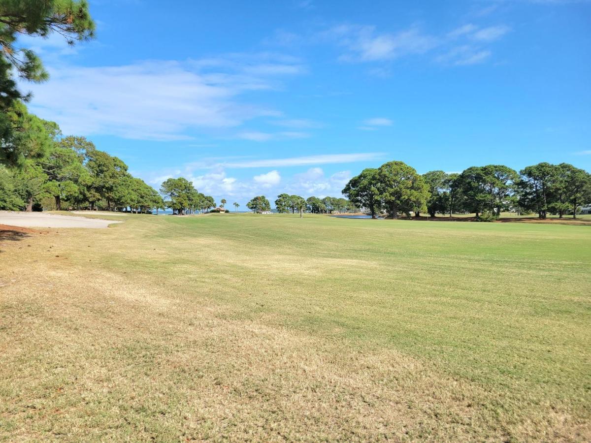 Fairways 296 *