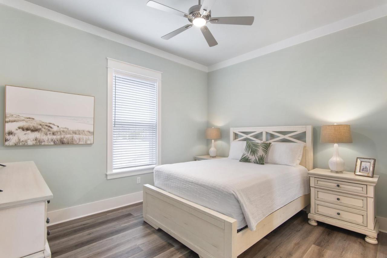 Holiday home Farfrumwerkin With Hot Tub And Golf Cart Destin