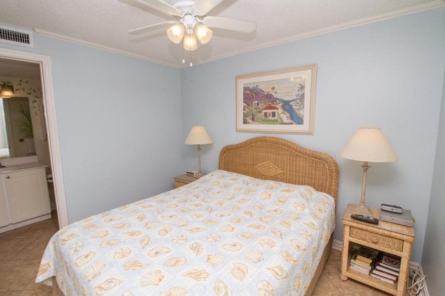 Apartment Pelican 0712 By Pelican Management *