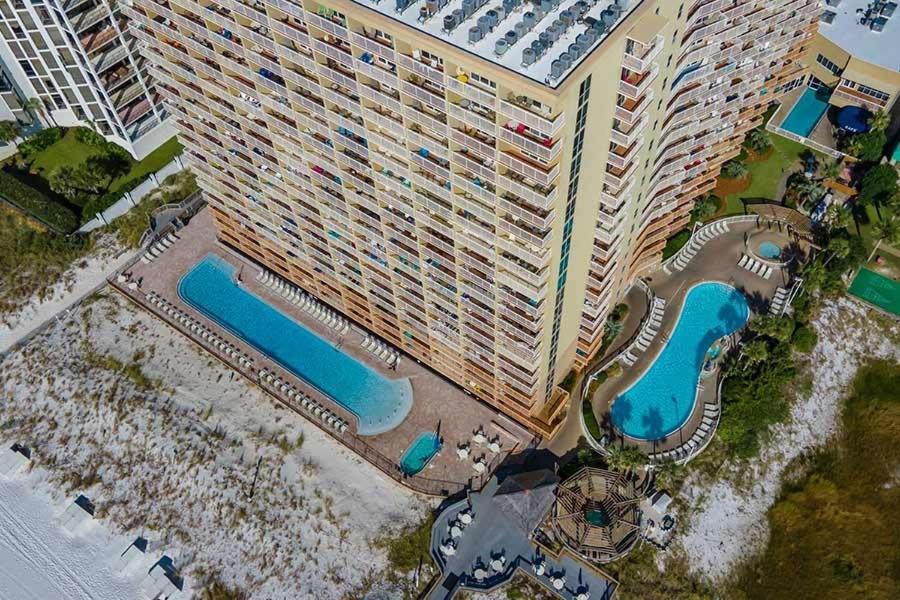 Pelican 1611 By Pelican Management *