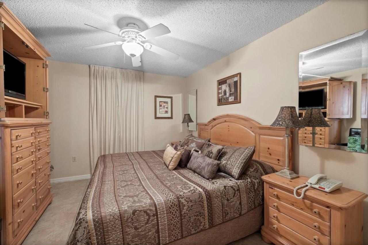 Pelican 1202 By Pelican Management * Destin