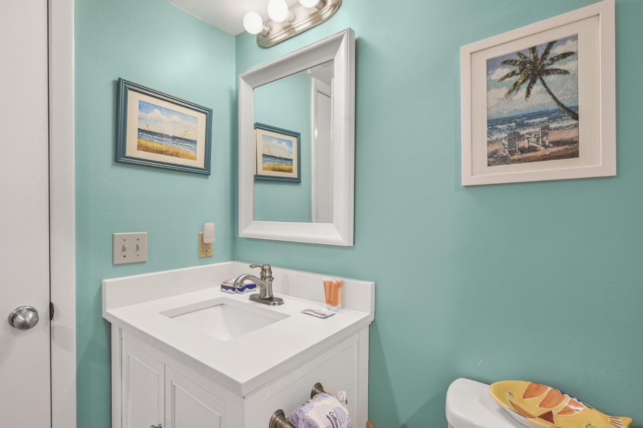 Magnolia House 302 At Pointe Apartment