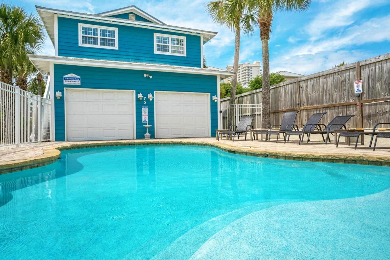 Holiday home Emerald Sol *