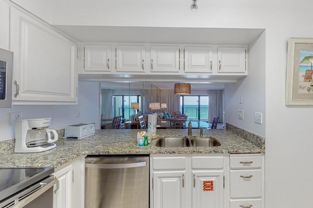 Emerald Towers 605 Apartment Destin