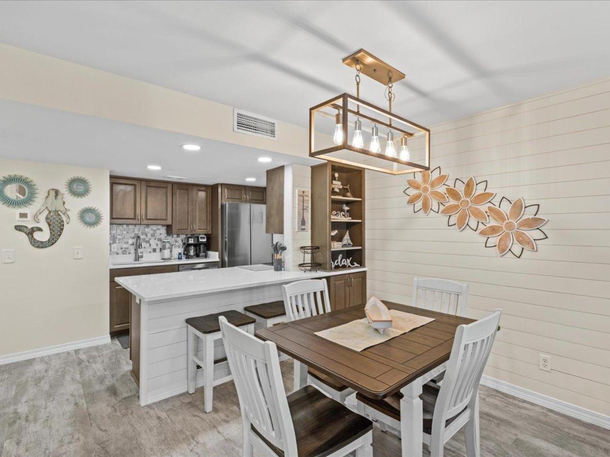 Holiday home Surf And Racquet Unit 103 Destin
