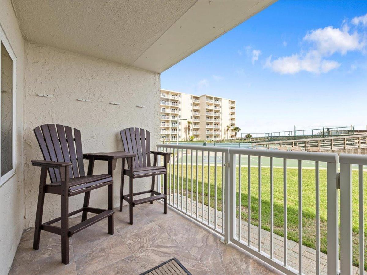 Surf And Racquet Unit 103 Holiday home Destin