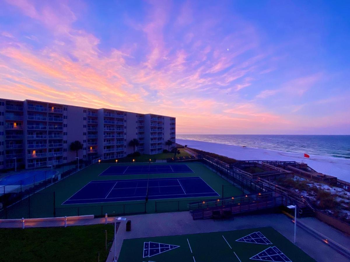 Holiday home Surf And Racquet Unit 403 *