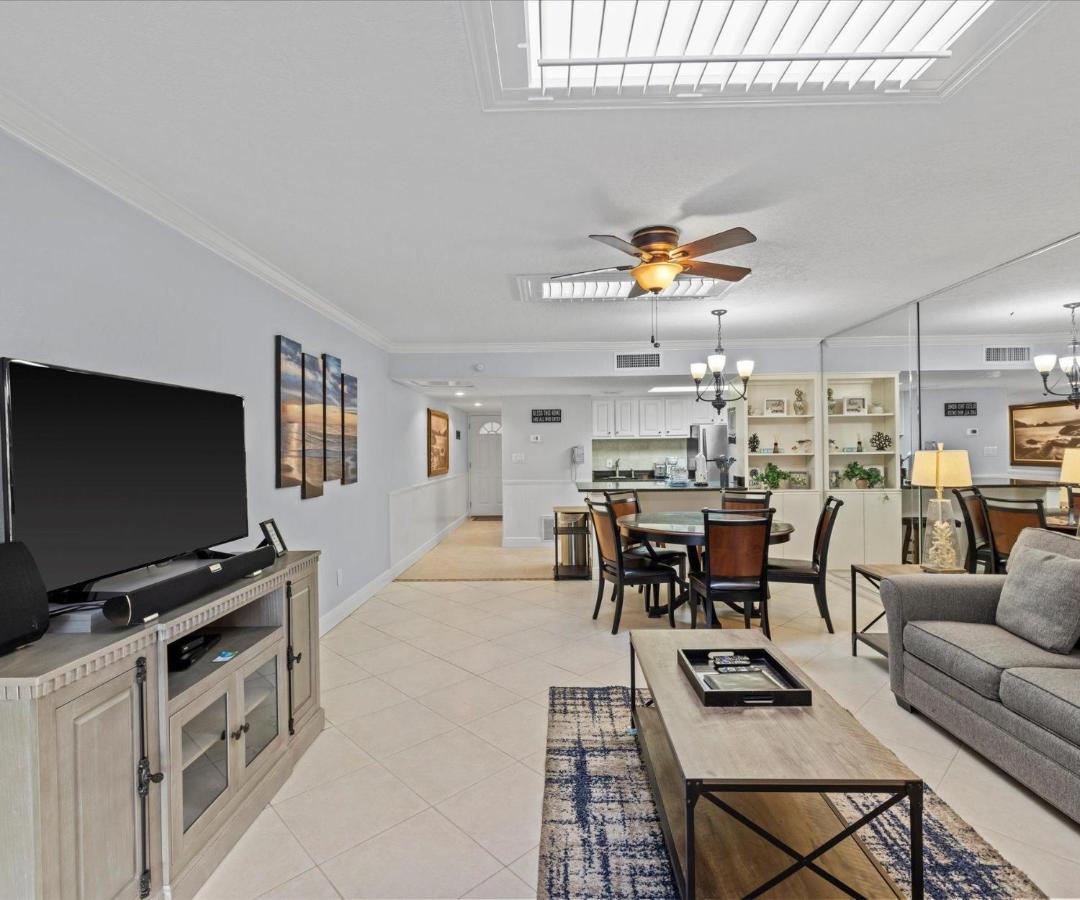 Surf And Racquet Unit 1a Holiday home