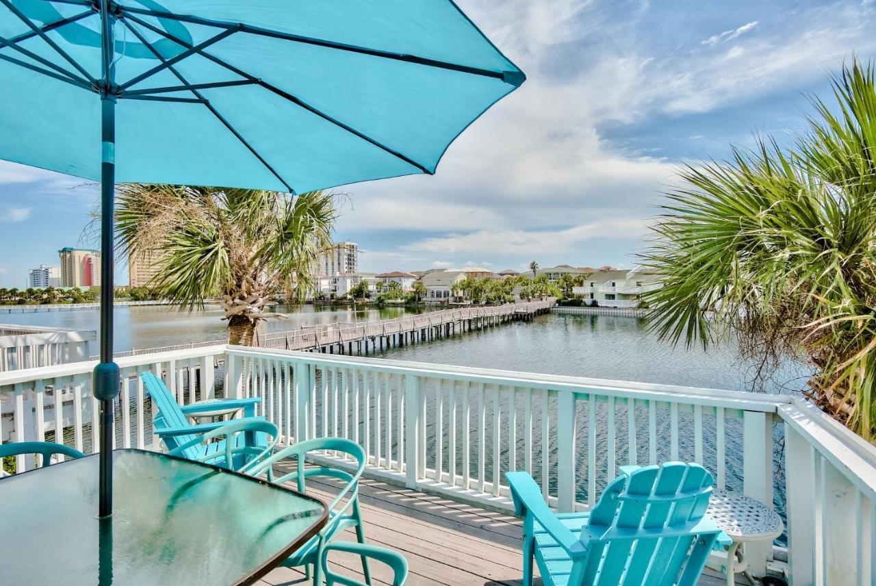 Southbay Gulf View: Beachfront Townhouse With Private Access Holiday home Destin