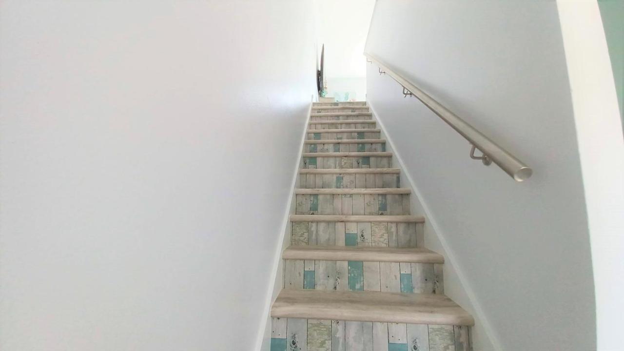 Holiday home Southbay Gulf View: Beachfront Townhouse With Private Access *