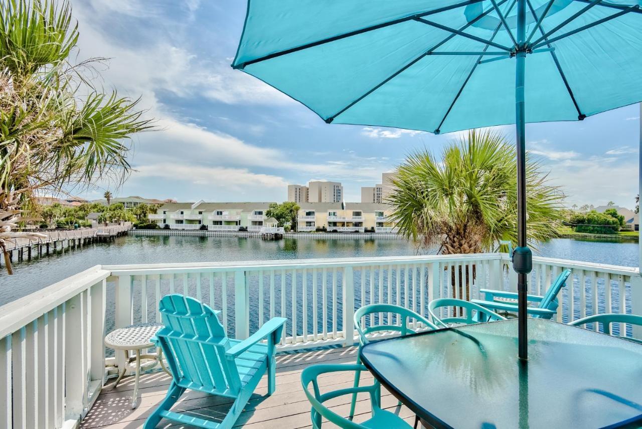 Southbay Gulf View: Beachfront Townhouse With Private Access Holiday home *