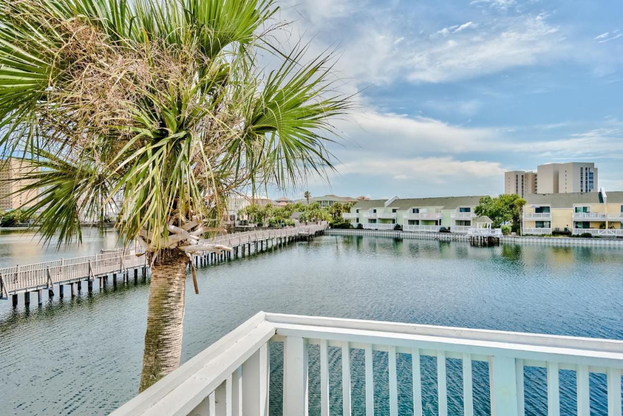 Holiday home Southbay Gulf View: Beachfront Townhouse With Private Access Destin