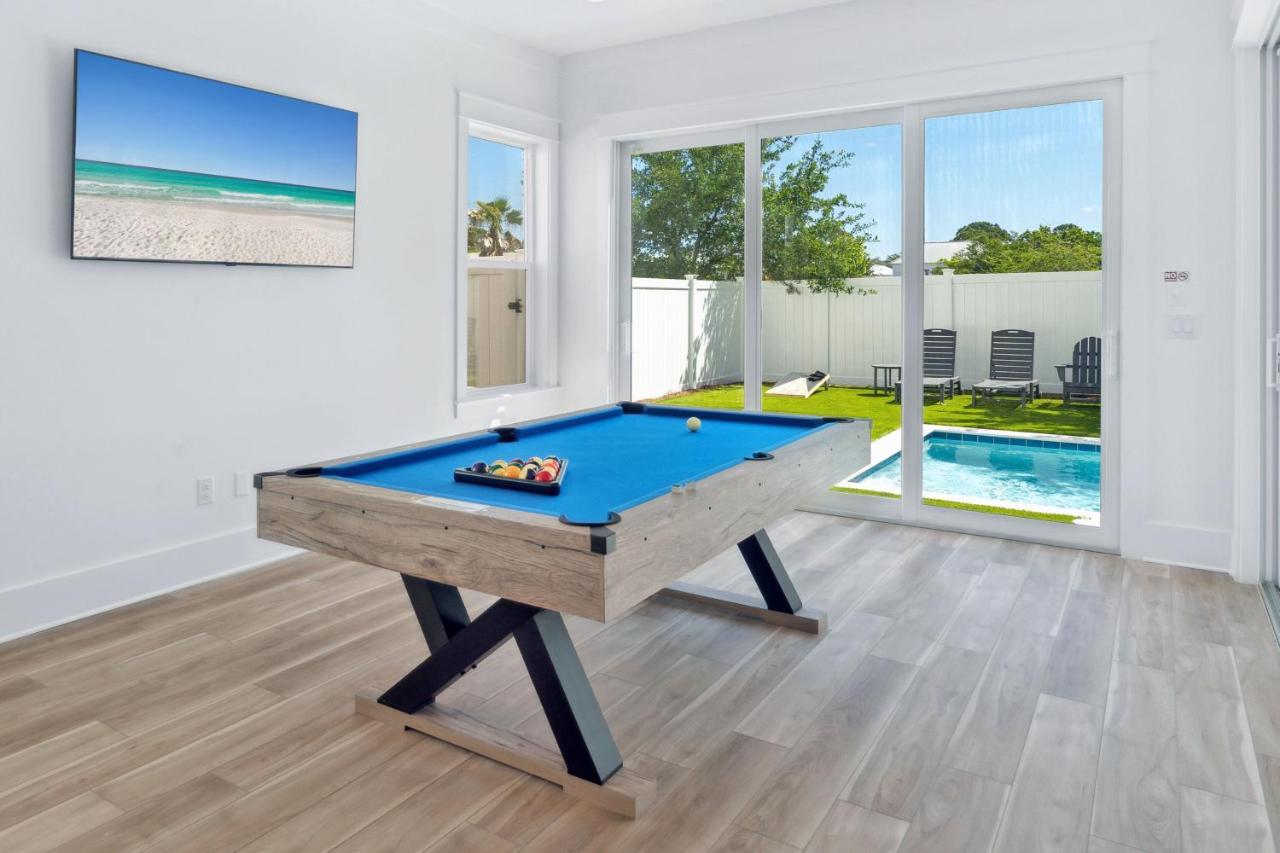 Holiday home Endless Summer Estate With Golf Cart And Game