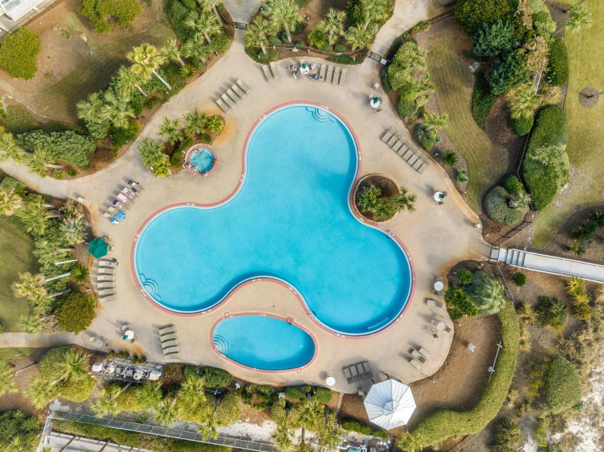 Holiday home Fun In The Sun! Crescent At Miramar - Gulf Front+beach Chairs