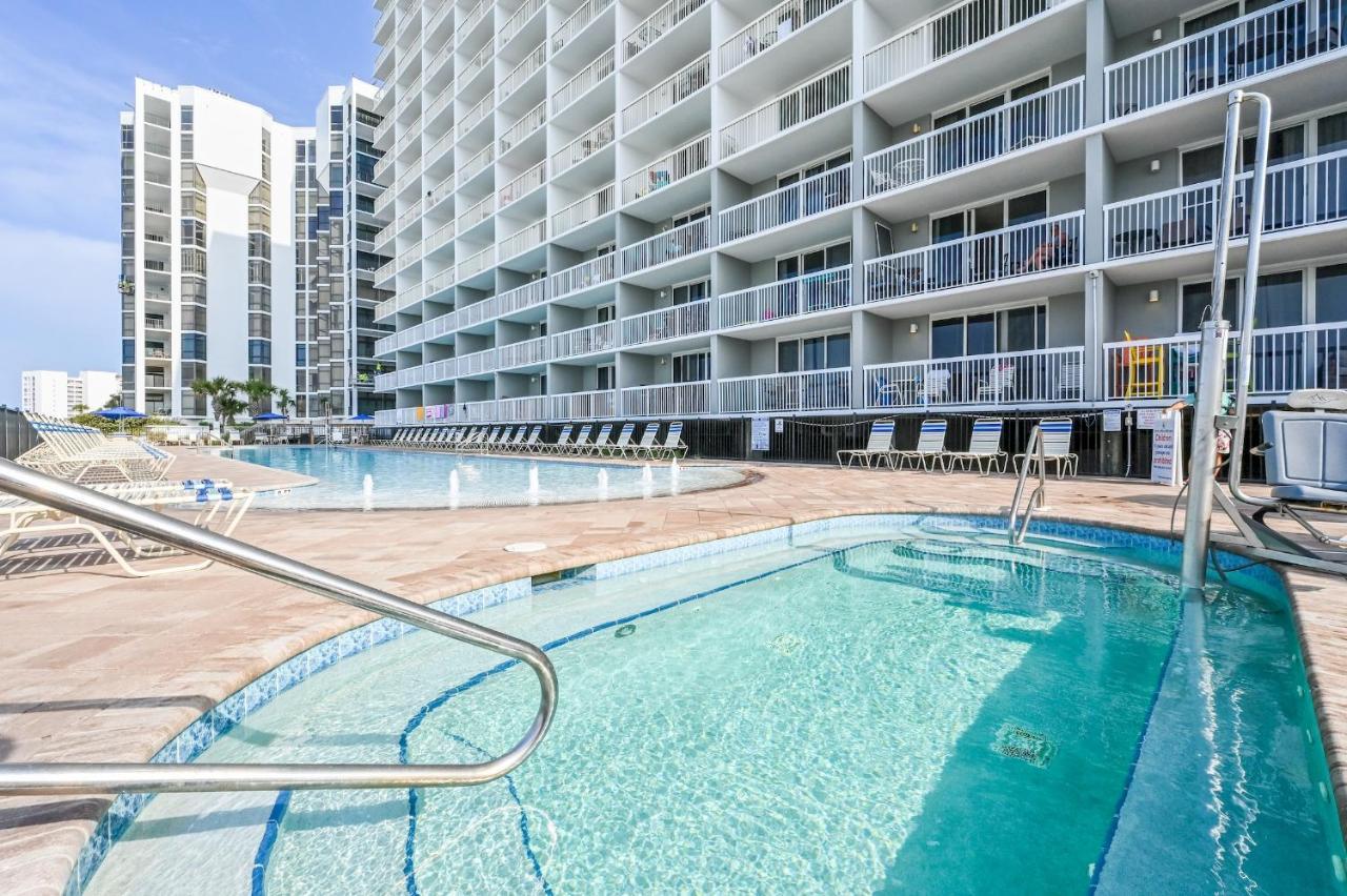 Pelican 1812 Apartment