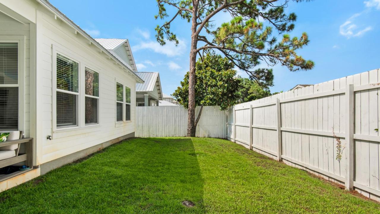 Sea La Vie In Miramar Holiday home