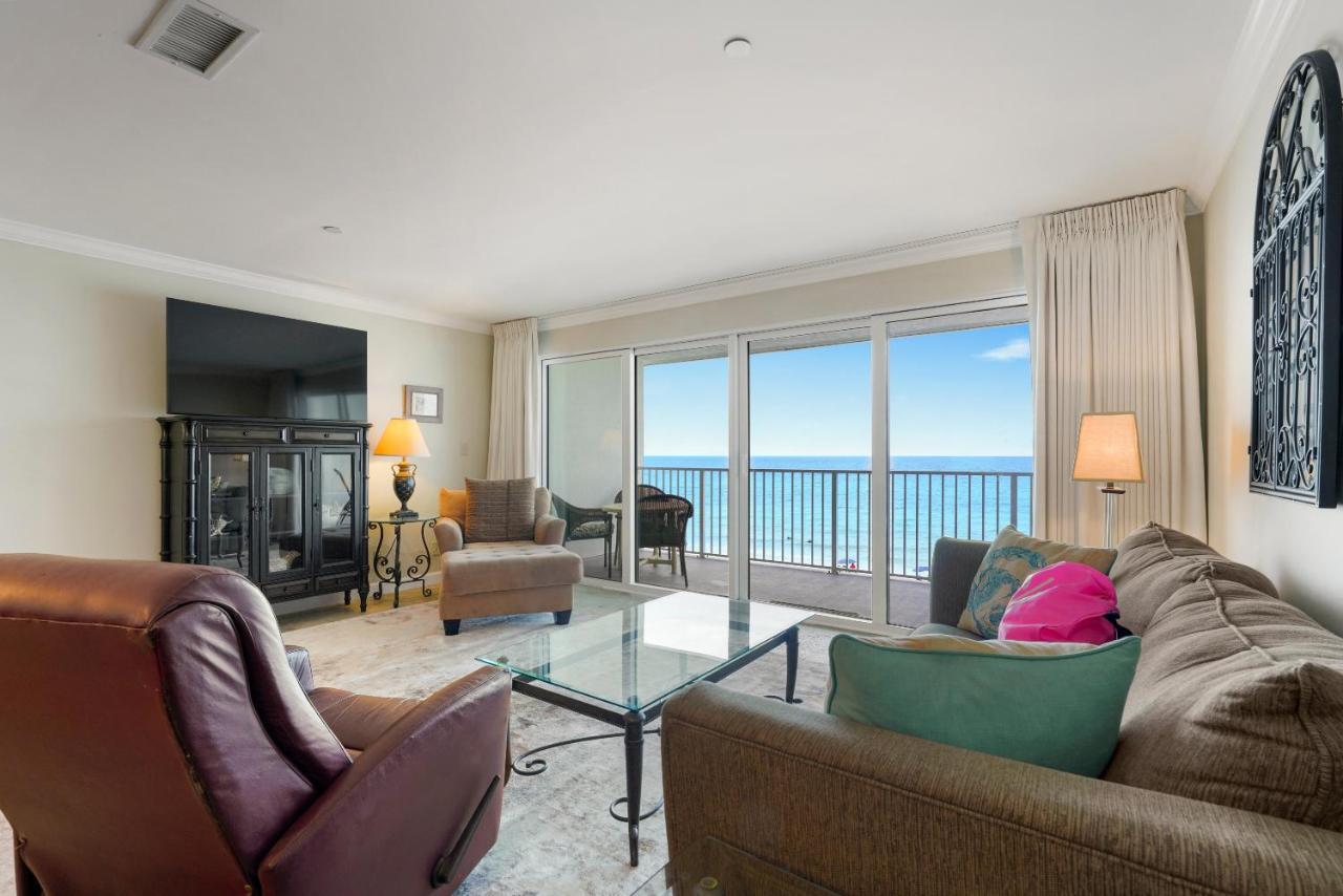 Holiday home Club 406
