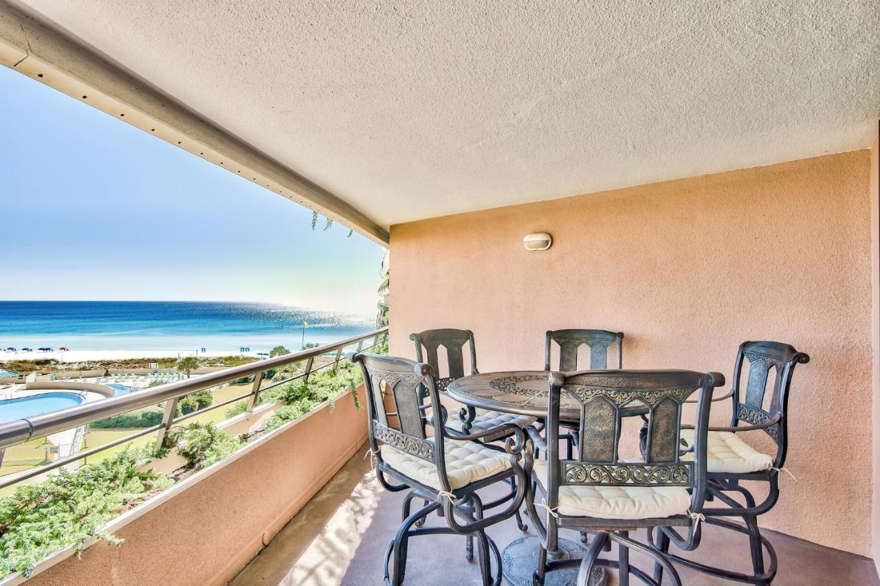 Edgewater 606 Holiday home *