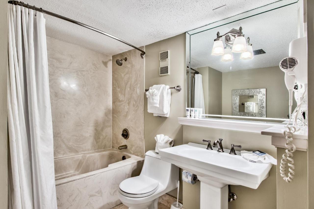 Edgewater 606 Holiday home