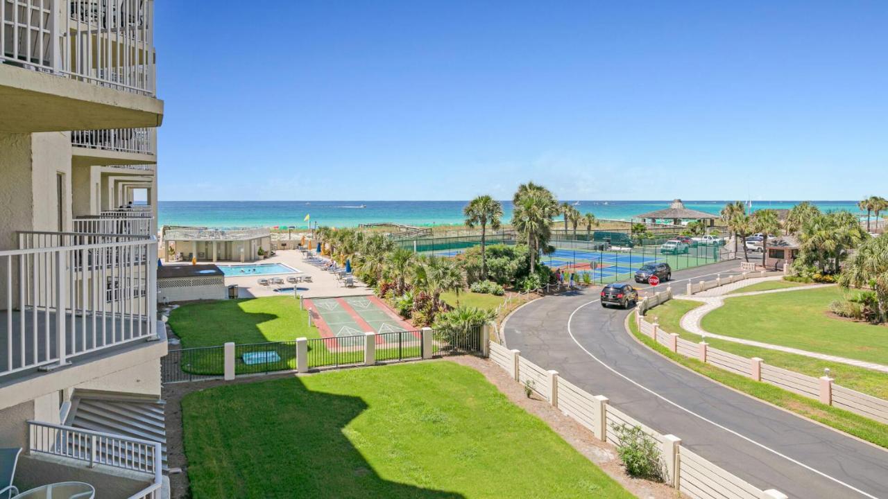 Inlet Reef 215 - Spacious With Complimentary Seasonal Service And Great Water Views * Destin