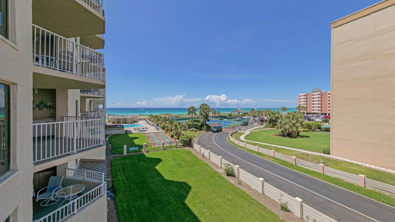 Holiday home Inlet Reef 215 - Spacious With Complimentary Seasonal Service And Great Water Views *