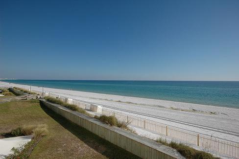 Holiday home 2036 - Shoreline Towers Beachfront Free Setup