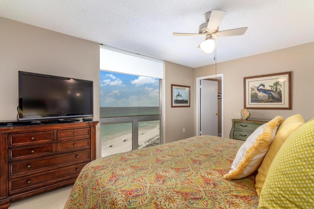 2096 Front 3 Bdrm Beachfront Free Setup * Destin