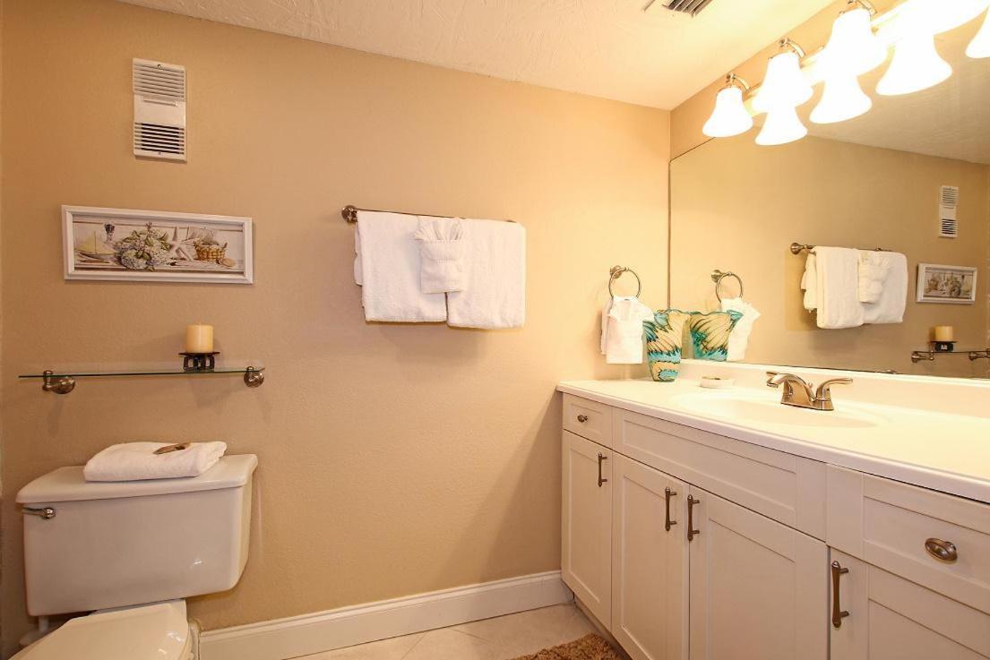 2063 Shoreline Towers - Beachfront Vacation Destin